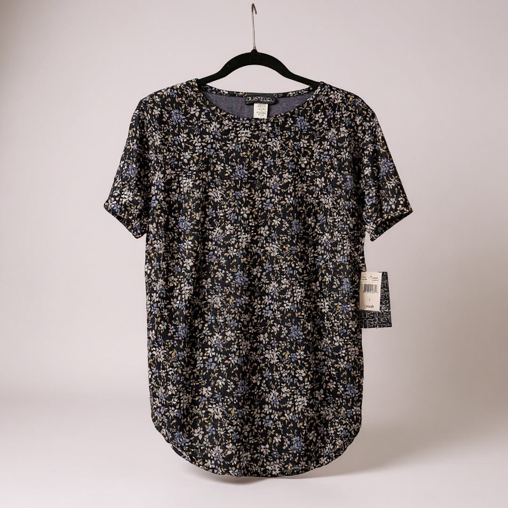 Duetime Maternity Black Floral Short Sleeve Top Size L NWT‎